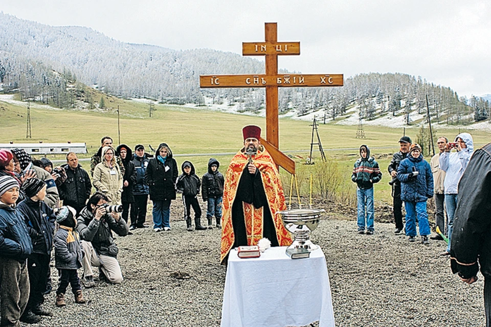 Крест на месте будущей часовни не простоял и полгода.