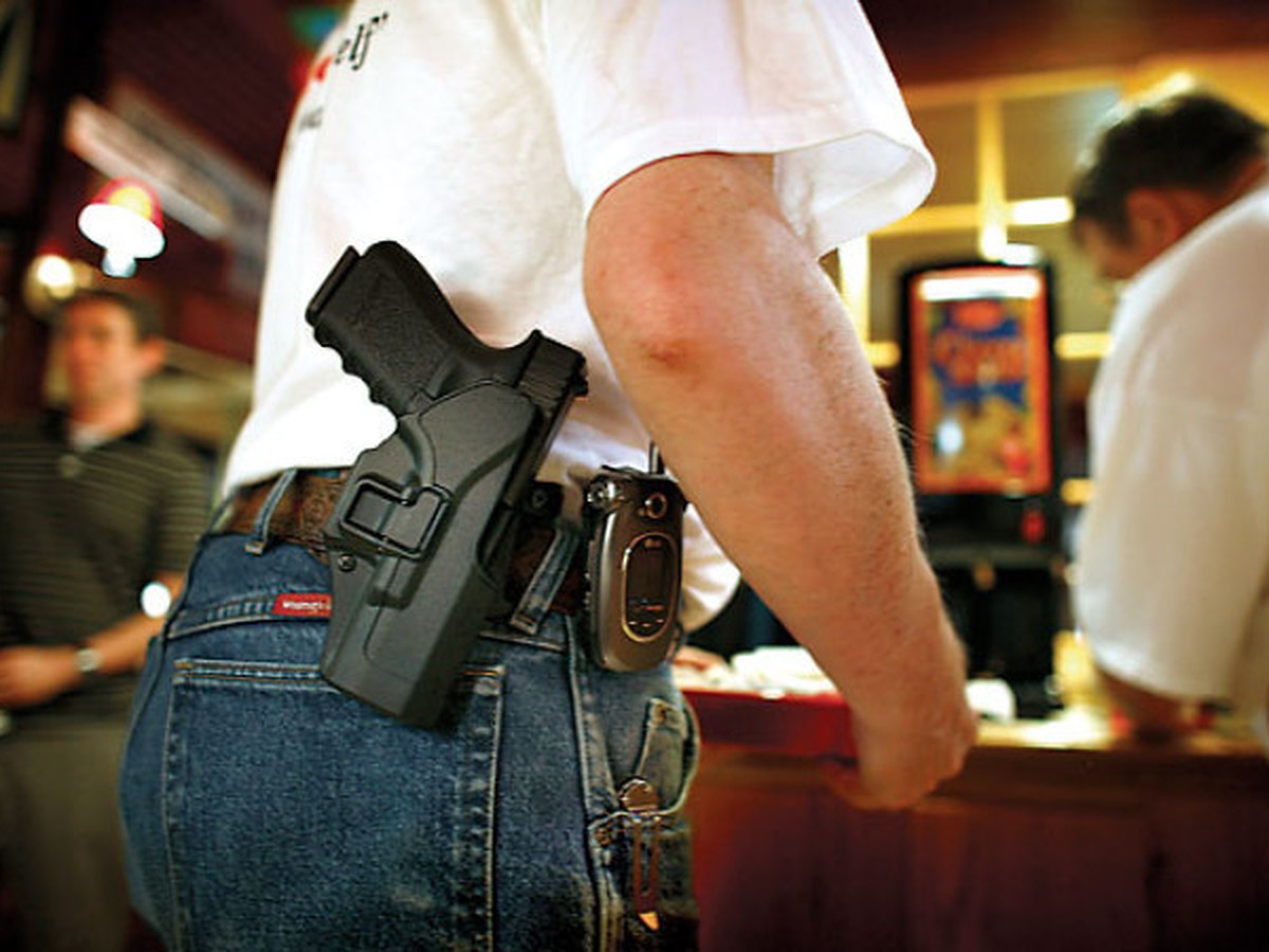 Свободное ношение оружия. В которых разрешат открыть. Открытое ношение оружия в техасе. Кобура для скрытого ношения оружия. В которых разрешат открыть.