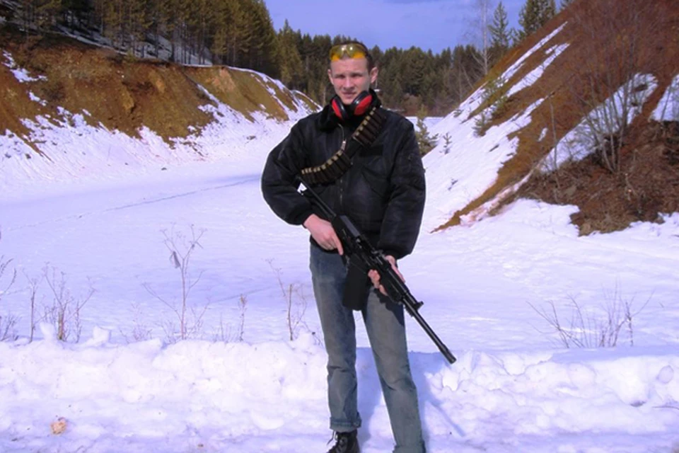 Василий Федорович даже на отдыхе не расставался с оружием