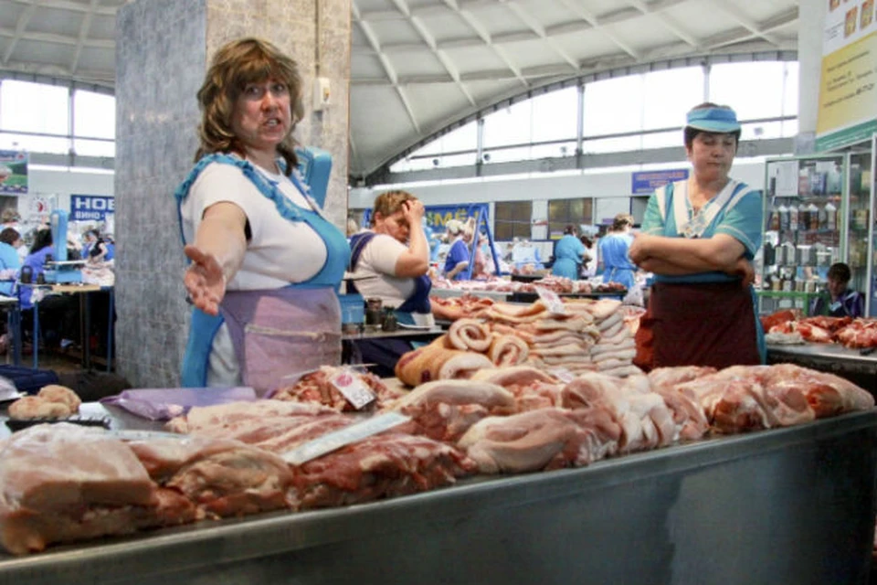 Хоть корма и подорожали, мяса в этом году на рынке больше, чем в прошлом — за счет импорта.