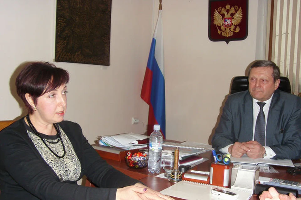 Руководитель Российского центра науки и культуры Валентин Рыбицкий и секретарь приемной комиссии при Россотрудничестве Ольга Миньковская рассказали о правилах поступления в российский вуз.