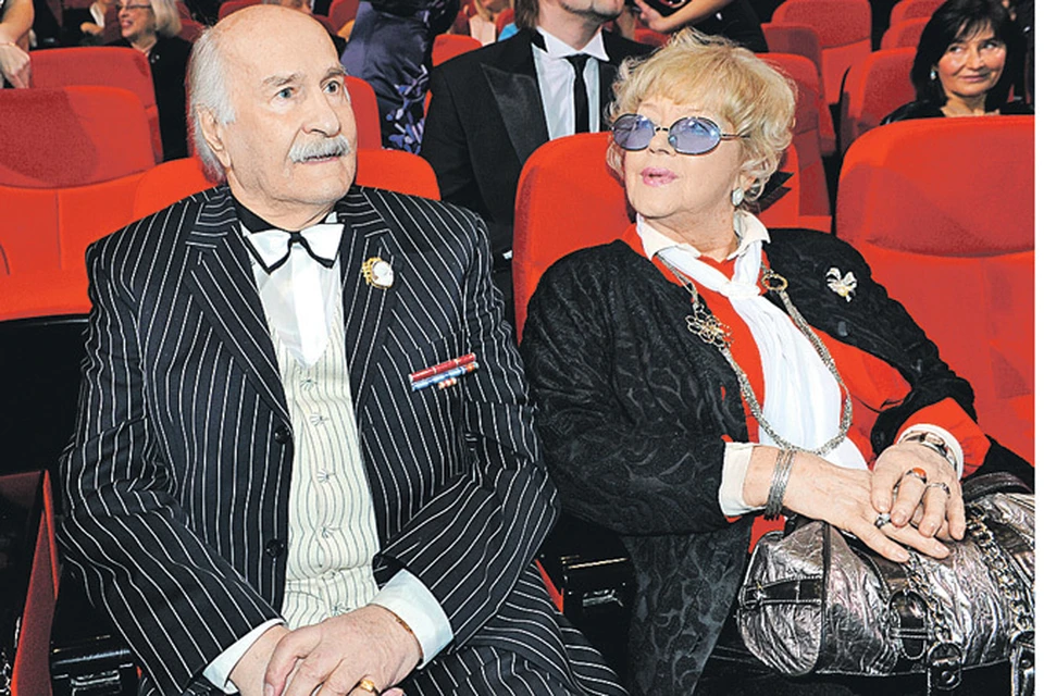 Владимир Михайлович главным режиссером своей жизни считает жену Иветту Евгеньевну.