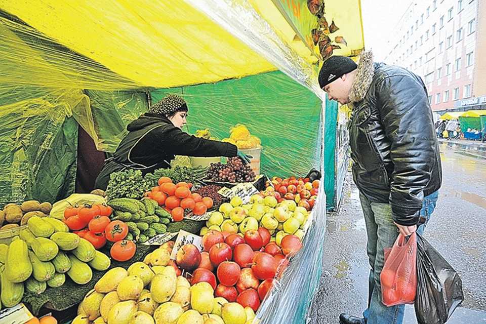 На ярмарках можно купить самые свежие фермерские овощи в городе.