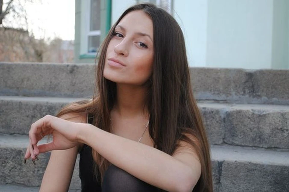 Победительница новосибирского конкурса "Мисс Выпускница-2013" Наталья Яхина.