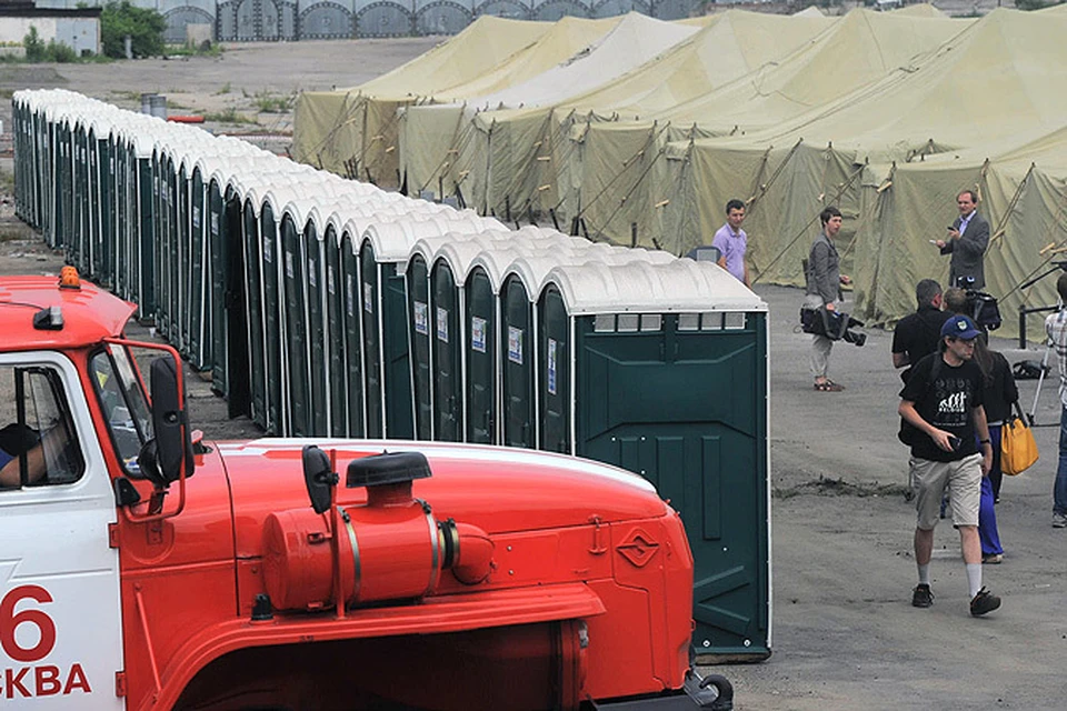 На Иртышском проезде разбит лагерь, который будет принимать нелегалов со всей Москвы.
