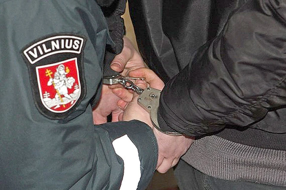 Гражданина России держат в тюрьме уже почти полтора года по обвинению в хранении, передаче и перевозке наркотических веществ