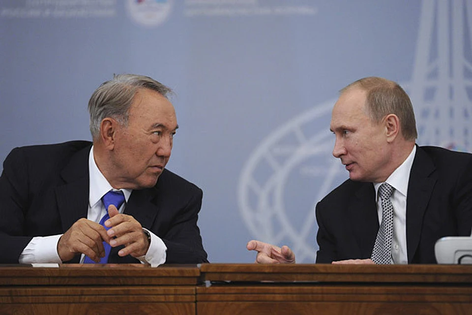 С Нурсултаном Назарбаевым Владимир Путин официально и неофициально встречается настолько часто, что их рандеву уже и не воспринимаются как встречи двух президентов