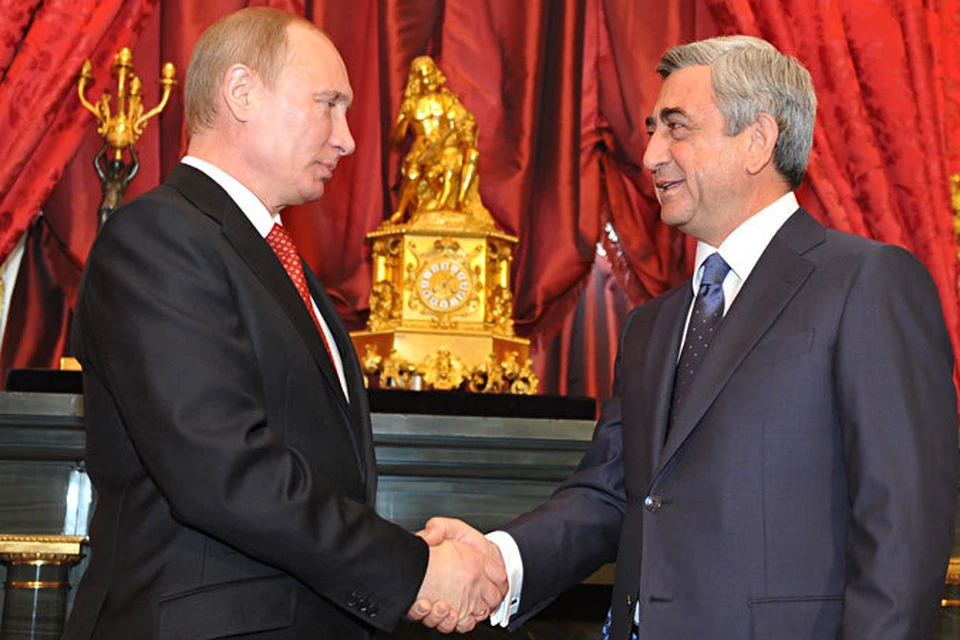 Из Гюмри президент отправился в Ереван, где вечером состоялись российско-армянские переговоры