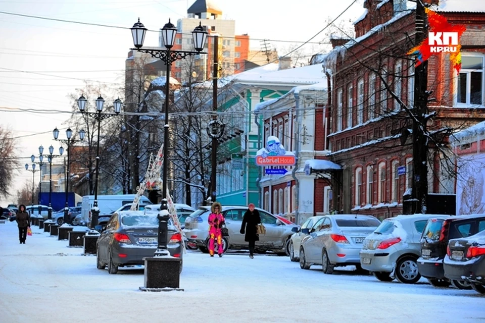 Пермь фото улиц города Пермский "Арбат" превратился в бесплатную автопарковку - KP.RU