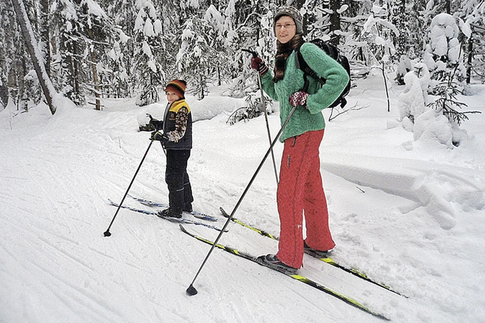 Лыжный спорт прекрасно подходит и детям и взрослым.