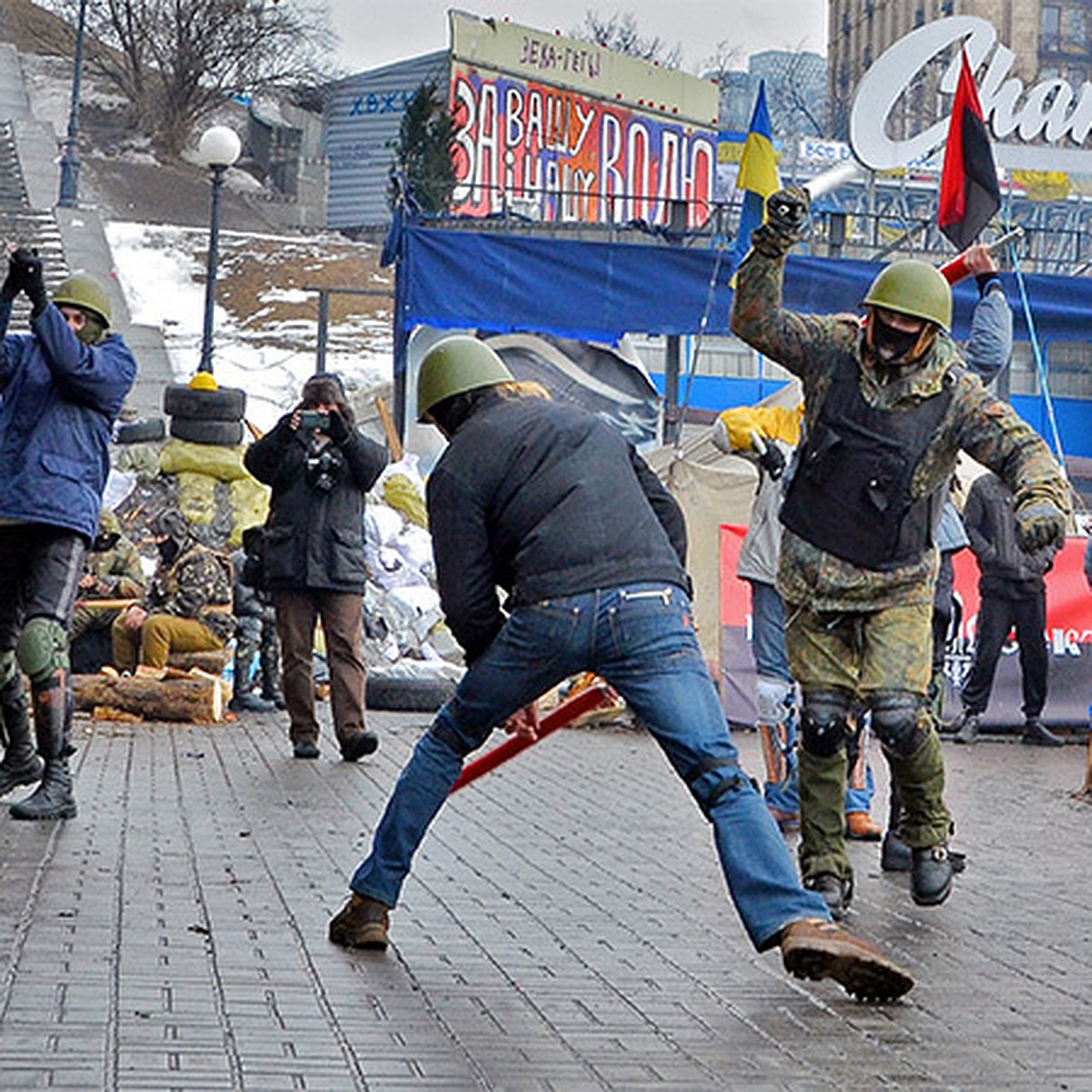 Отряды боевиков, поджигавших Украину, готовились в натовских прибалтийских  лагерях - KP.RU