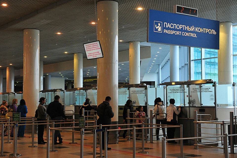 Авиакомпании сообщают, что пассажиры, купившие билеты из России на Украину, могут сдать их на украинские рейсы без штрафных санкций