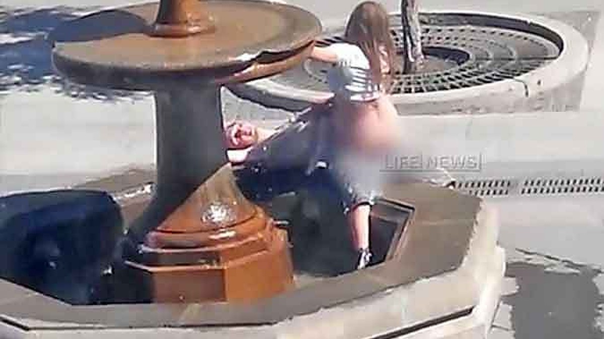 Трон пародиясы онлайн порно Джереми Интернеттегі супер мүшесі порно