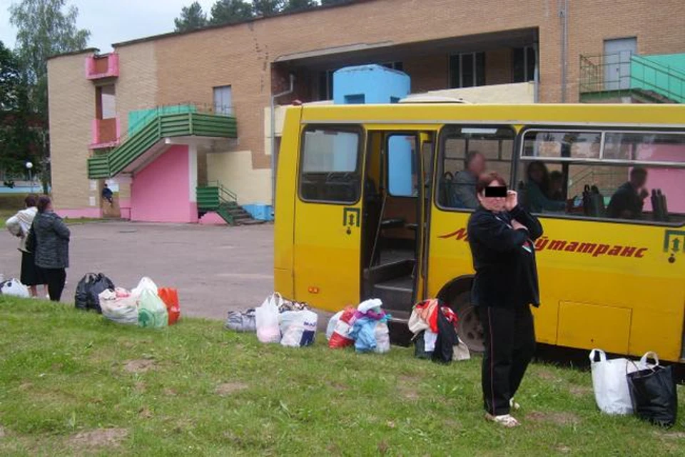 Повара набрали 16 сумок продуктов, но на выходе их встретила милиция.