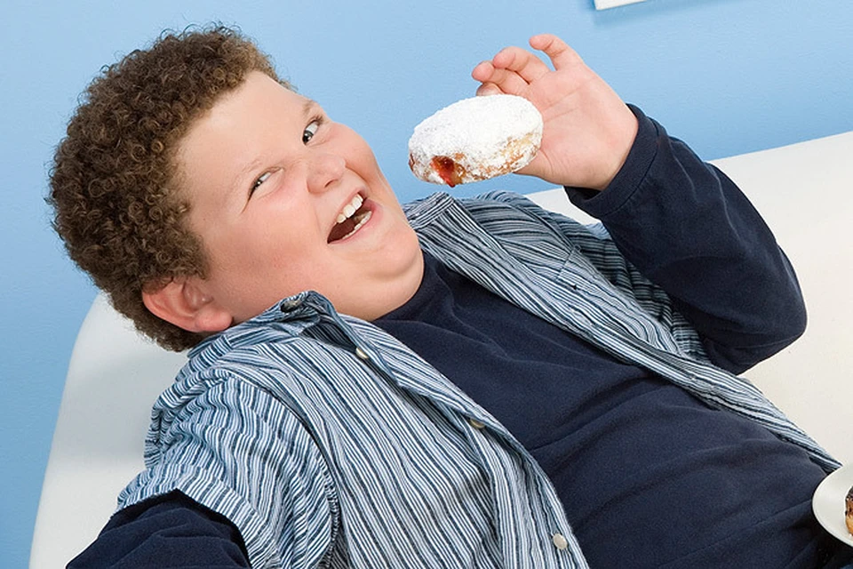 Дети с лишним весом рискуют стать гипертониками еще в школе