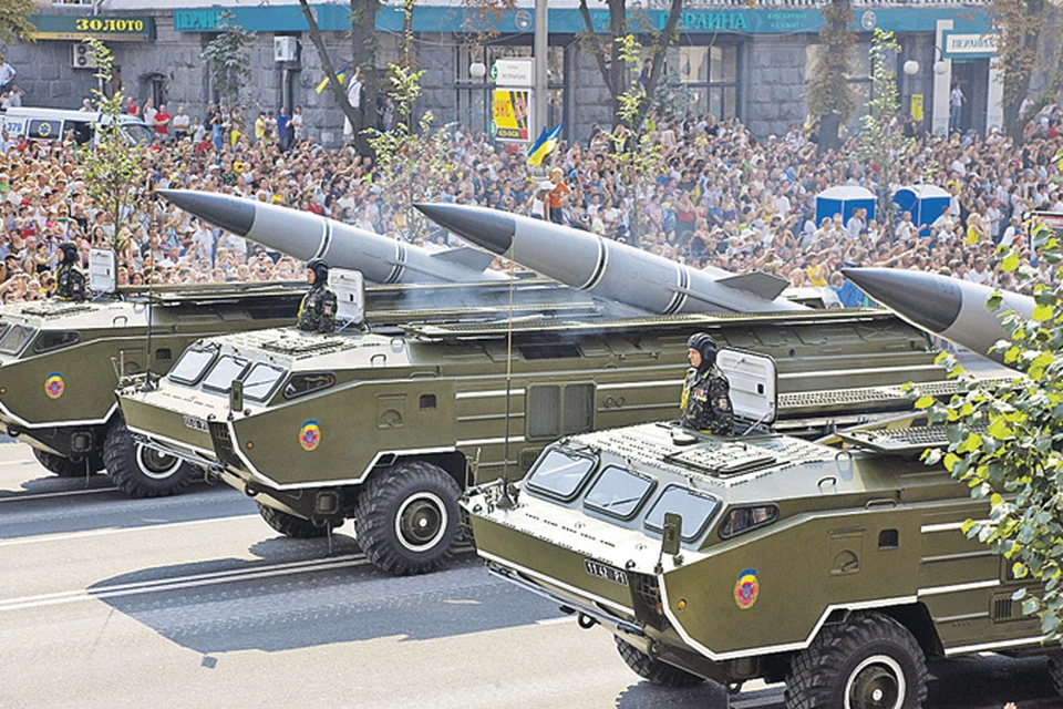 На парадах в Киеве любили похвастать ракетами «Точка-У», доставшимися от СССР. Кто бы мог подумать, что украинцы будут стрелять ими по украинцам...