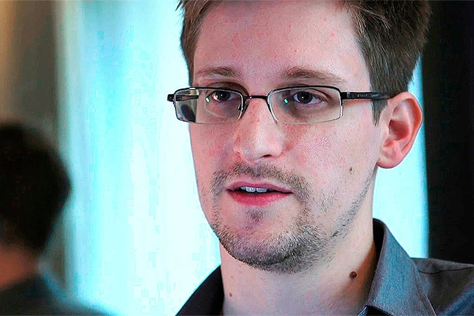Эдвард Сноуден: США могут выключить интернет целой стране