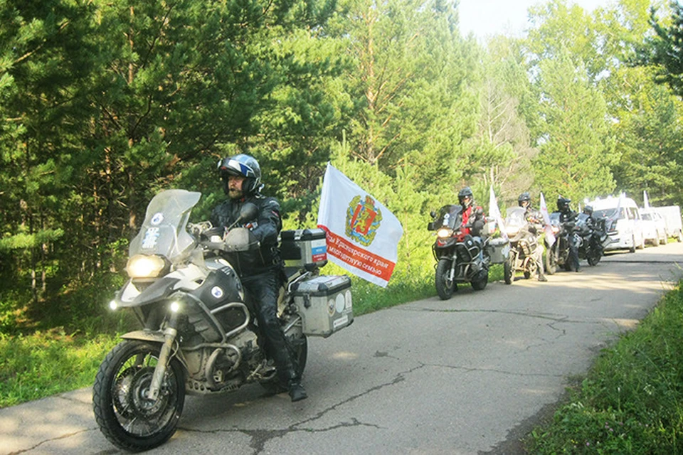 По пути из Владивостока в Москву байкеры посетят 26 крупных городов. Фото: Всероссийская программа «Святость материнства»