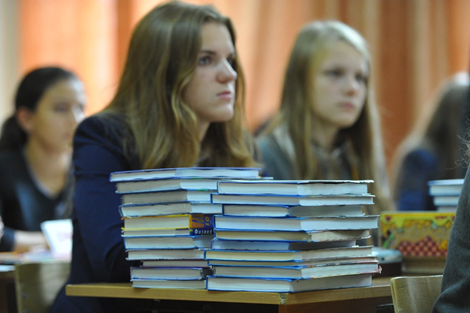 Решение принято, почти все московские школы перейдут на пятидневную учебную неделю и единое расписание каникул