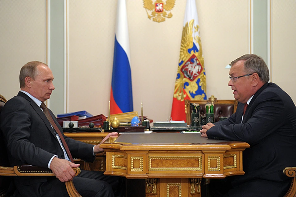 Владимир Путин говорил с председателем правления банка ВТБ Андреем Костиным