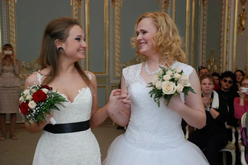 Брак зарегистрировали в ЗАГСе на канале Грибоедова. Фото: Роман МЕЛЬНИК.