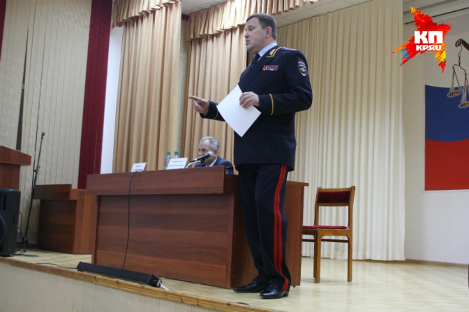 Генерал Солодовников ответил на вопросы студентов.
