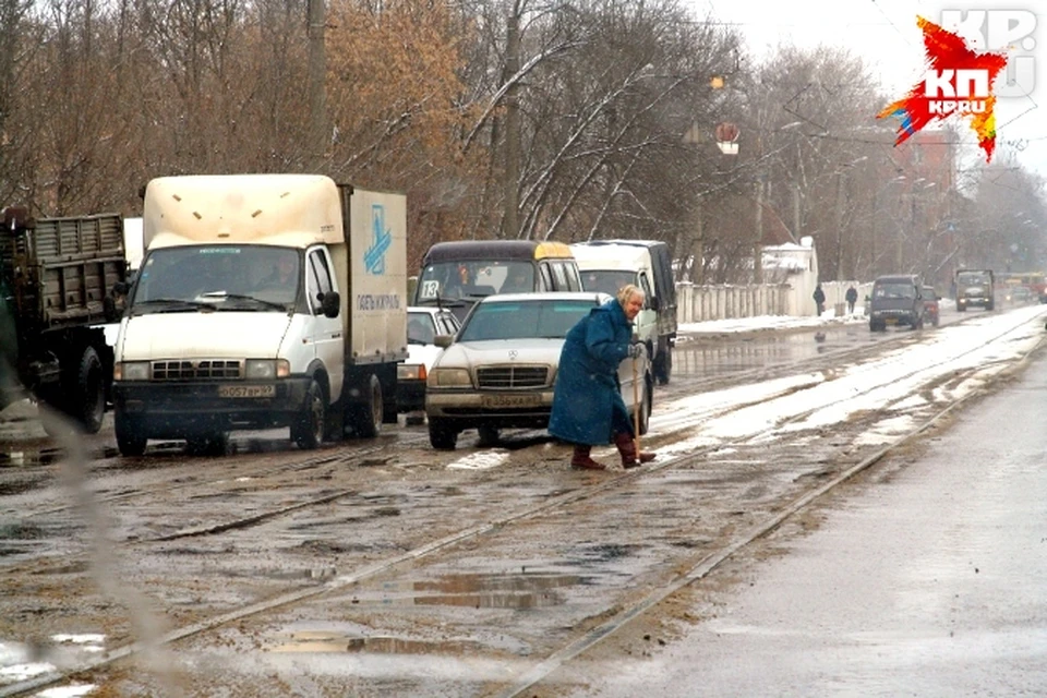 Ежедневно люди становятся жертвами гололеда