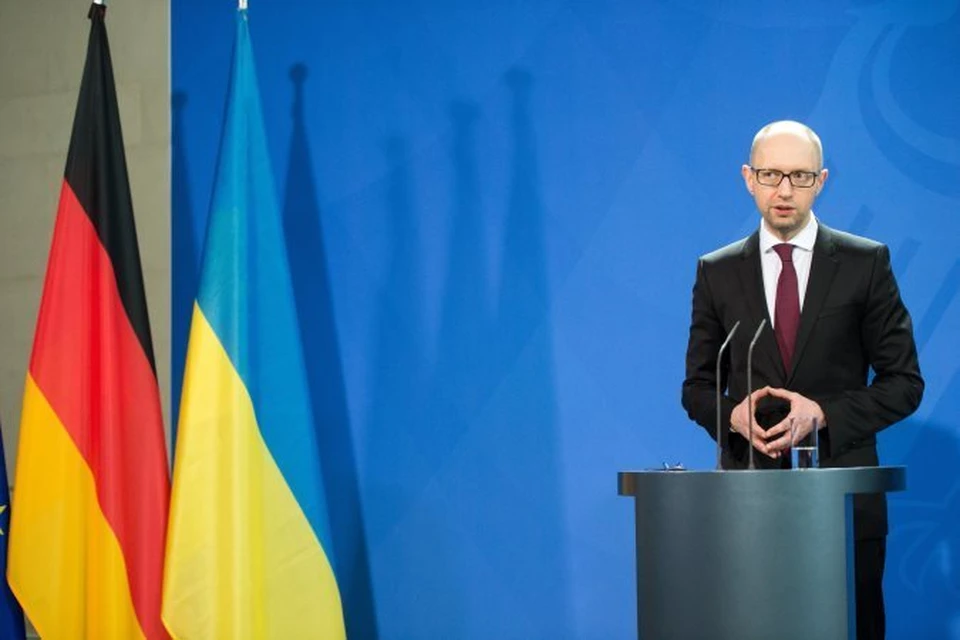 Украинский премьер не видит разницы между гитлеровской и нынешней Германиями