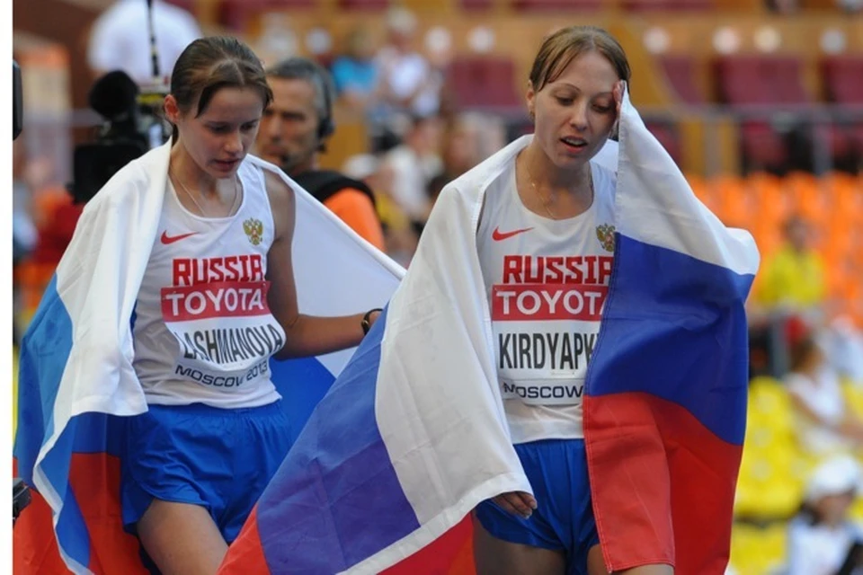 Олимпийскю чемпионку Лондона-2012 Елену Лашманову (слева) дисквалифицировали за допинг еще в прошлом году. Фото Сергея ПАНКРАТЬЕВА.