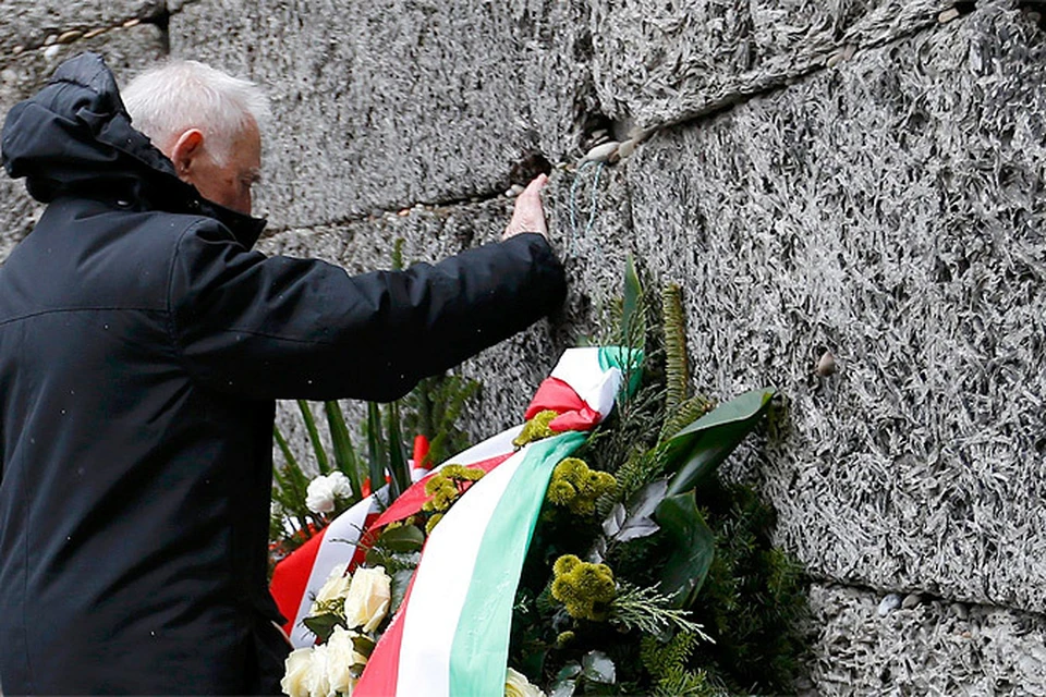 Мир отмечает дату 70-летия освобождения Освенцима