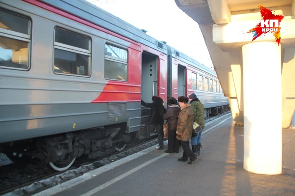 Электричка шадринск курган. Железнодорожная станция Могойтуй. Забайкальская пригородные поезда. Электричка Чита Карымская. Пригородный поезд 6786.