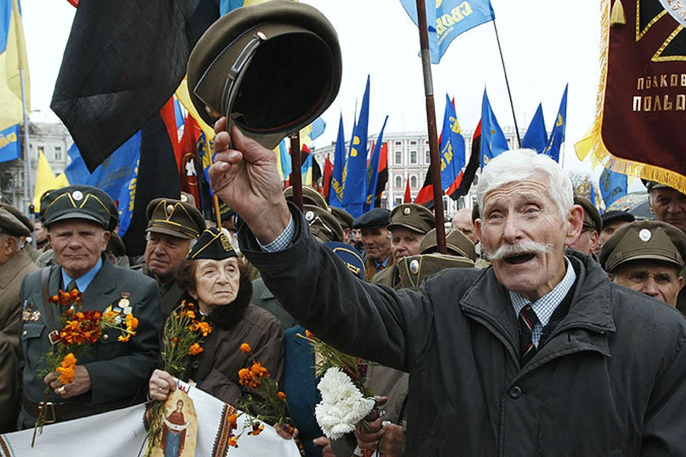 Депутаты Верховной Рады в четверг приняли закон, утверждающий Днем защитника отечества 14 октября - день, в который была создана Украинская повстанческая армия.