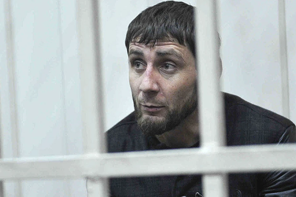 Обвиняемый в убийстве Бориса Немцова Заур Дадаев признал вину.