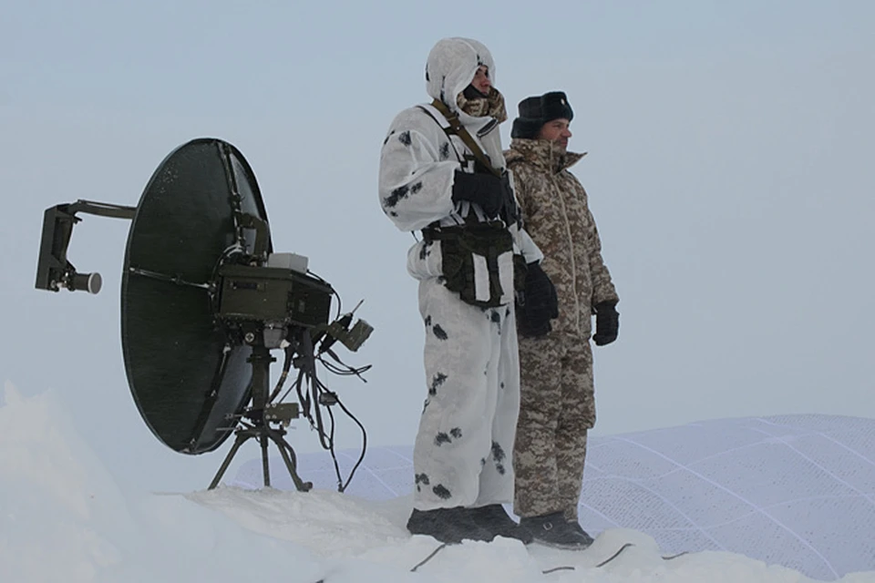 Численность военных, участвующих в проверке боеготовности в Арктике, сегодня достигла 80 тысяч человек.