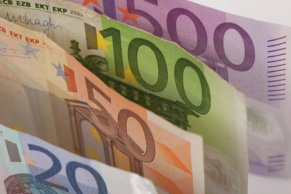 Доллар и евро готовятся к реваншу