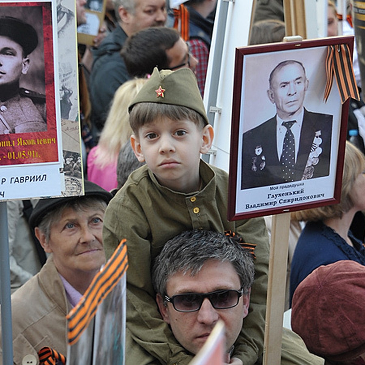 Первый год бессмертного полка. 9 Мая Бессмертный полк. Фотографии Бессмертного полка. Фото для Бессмертного полка. Фотографии смертного полка.