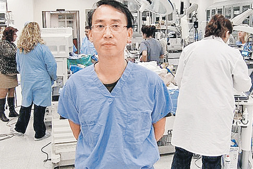 Самые успешные в мире эксперименты проводит китайский нейрохирург Жэнь Сяопин из Харбинского Медицинского университета