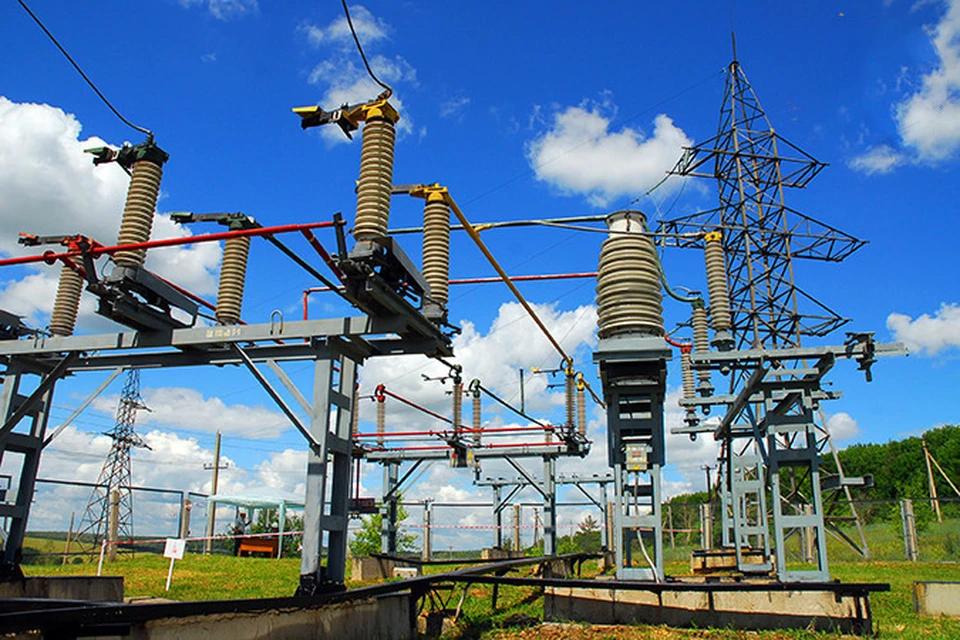 Электростанции полуострова производят лишь 40% необходимой энергии, остальные 60% приходится покупать у Украины. Фото: из архива"КП"