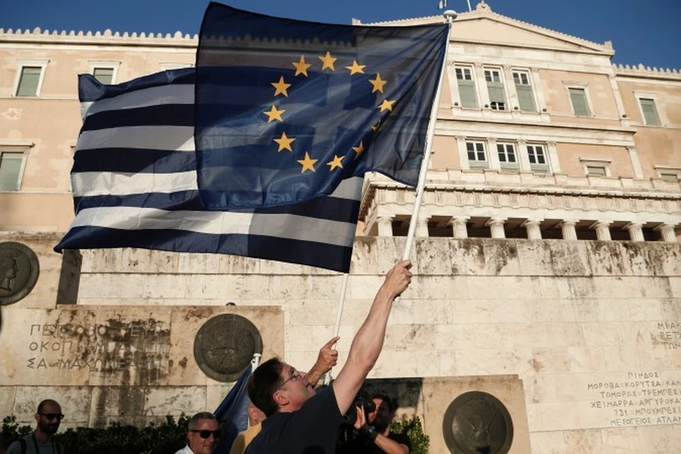 Спецкор «КП»: Европа вновь поставила Грецию на колени