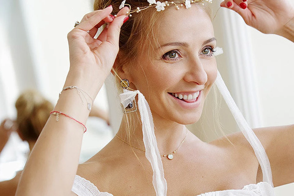 Татьяна Навка назвала дату свадьбы в Сочи. Фото: Tatler