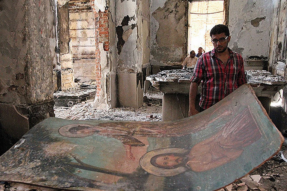 2013 год. Уничтоженная исламистами церковь святого Мусы в Египте.