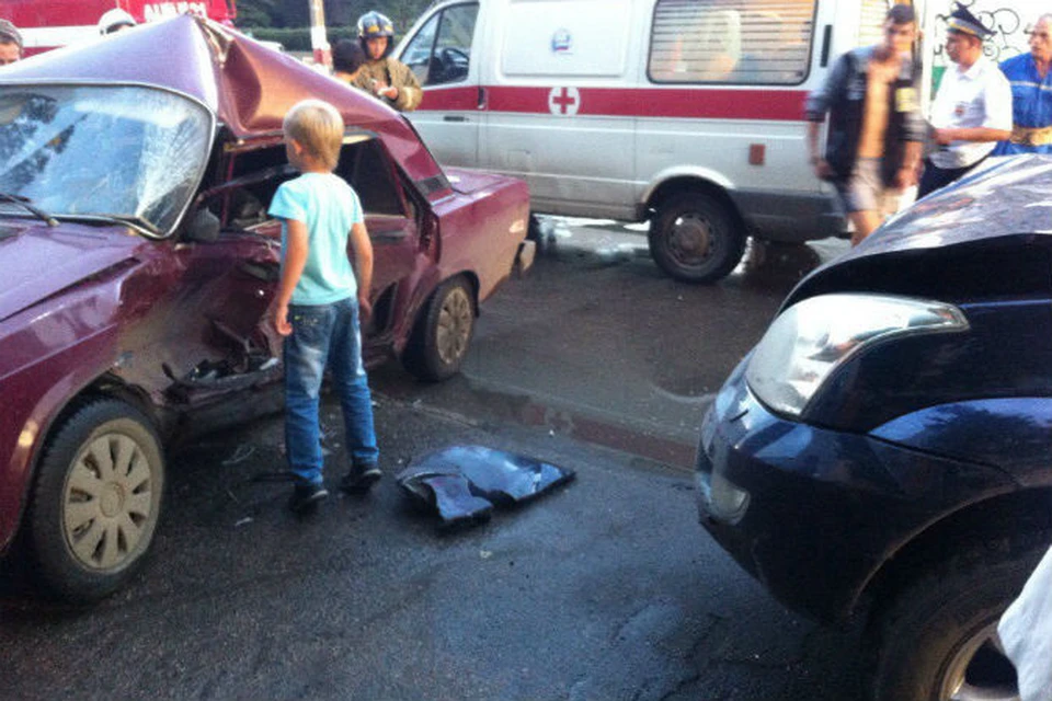 Федеральный судья на «Тойоте» врезался в ВАЗ: водитель «Жигулей» погиб