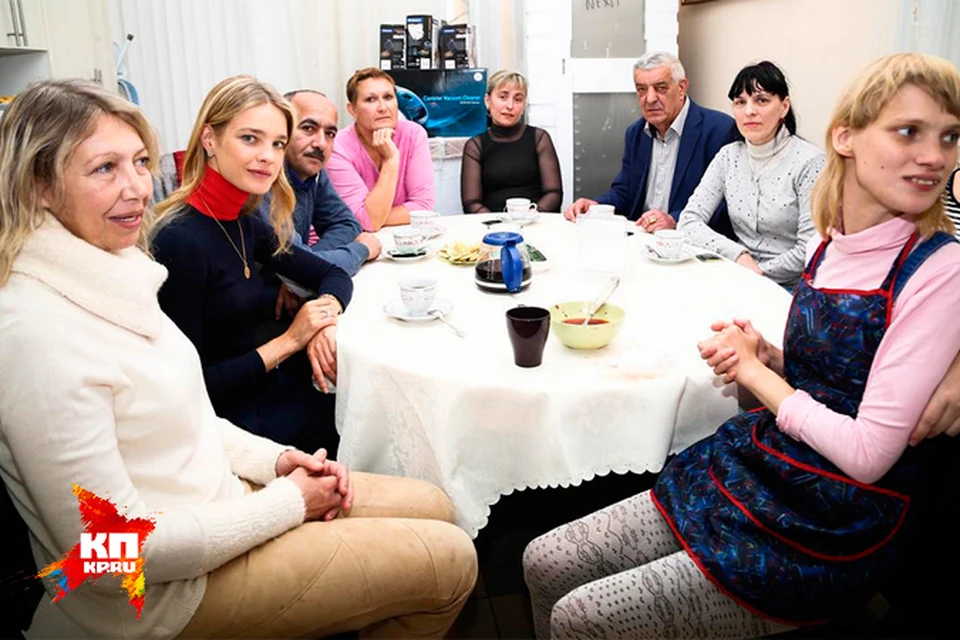 Наталья Водянова пригласила на чай обидчиков своей сестры.