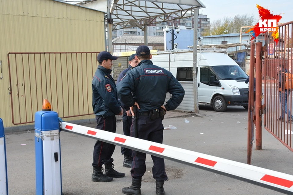 Несанкционированную торговлю будет пресекать полиция.