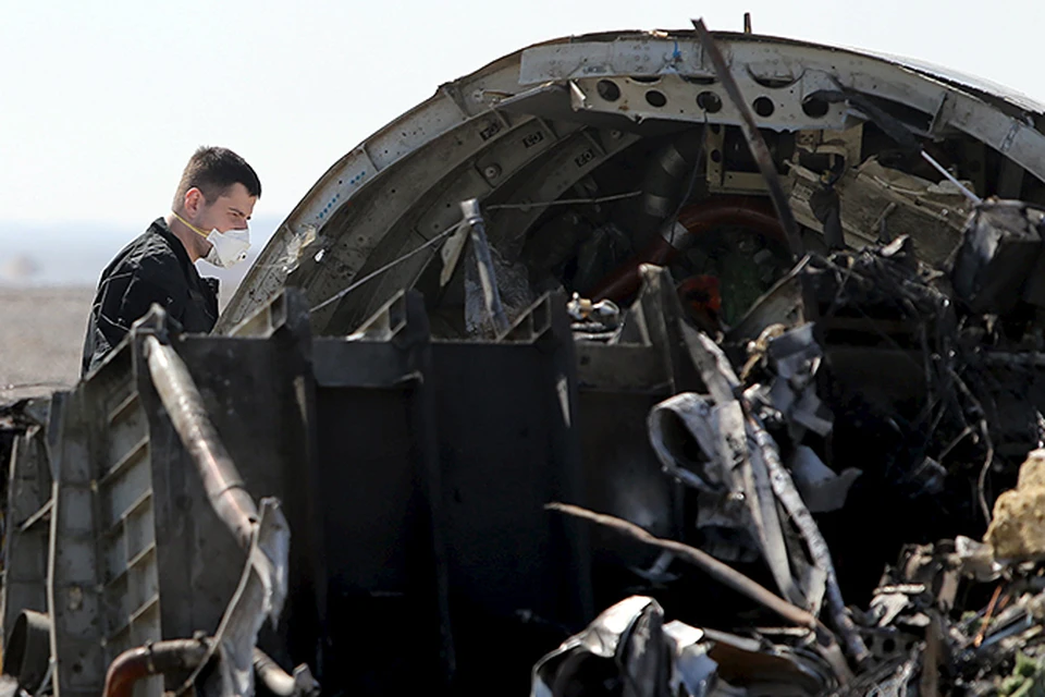 Уже никто не спорит, что жизни 224 человек на борт A321 авиакомпании «Когалымавиа», летевший из Шарм-эль-Шейха в Санкт-Петербург, оборвал взрыв