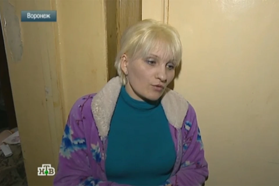 Светлана Петрова не скрывает, что занималась проституцией и привязывала сына к батарее. Фото: ntv.ru