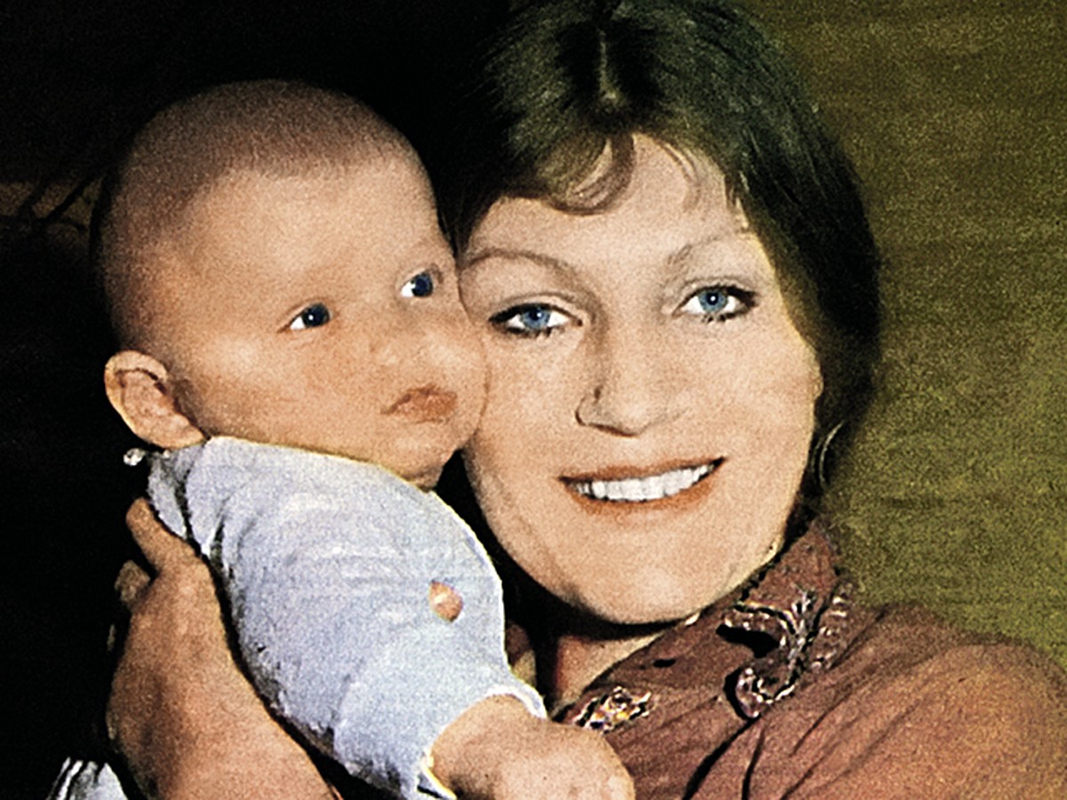 Jingalak ozining jozibasini korsatadi