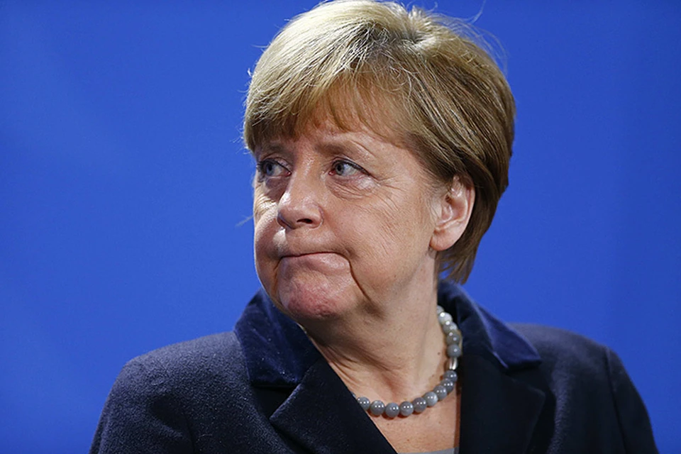Меркель безоглядно поддержала политику США на Ближнем Востоке, втянула Германию в американскую деятельность по разрушению государств