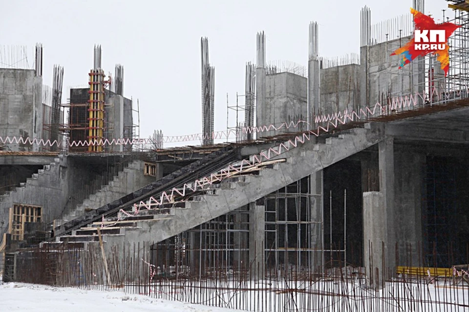Кровлю стадиона на Стрелке смонтируют на три месяца раньше срока