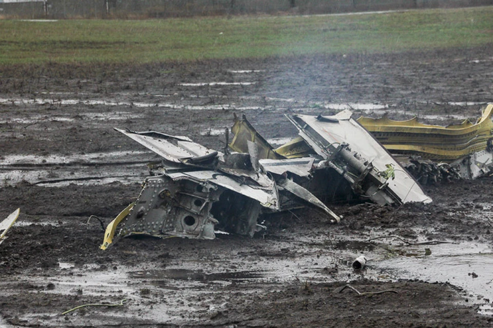 Один из самых странных вопросов вокруг трагедии. Почему иностранные летчики во что бы то ни стало хотели сесть в Ростове?